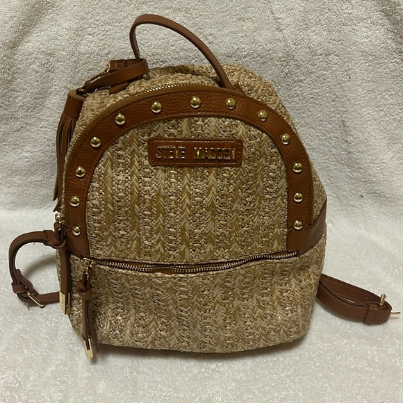 Steve Madden straw backpack - Picture 1 of 8